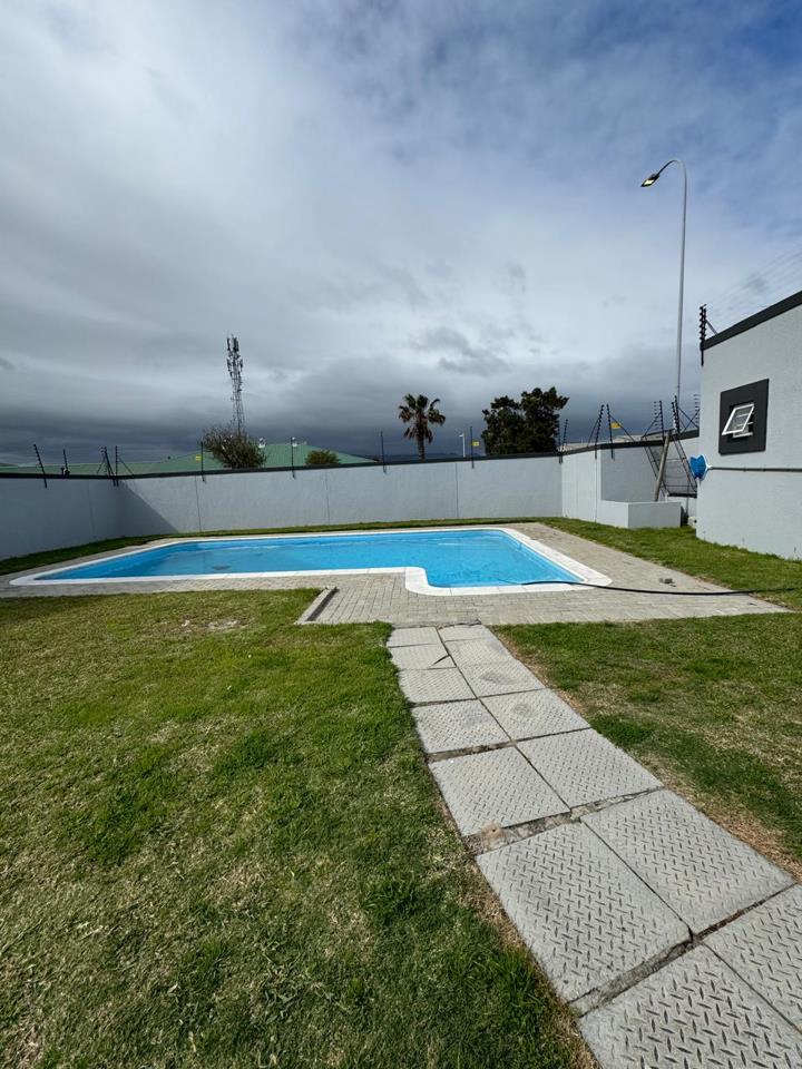 1 Bedroom Property for Sale in Strand South Western Cape